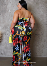 Load image into Gallery viewer, Plus Size Tropical Romper
