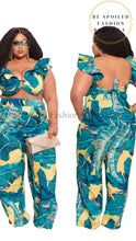 Load image into Gallery viewer, Plus Size Two-Piece Hawaii Style Crop Top Set
